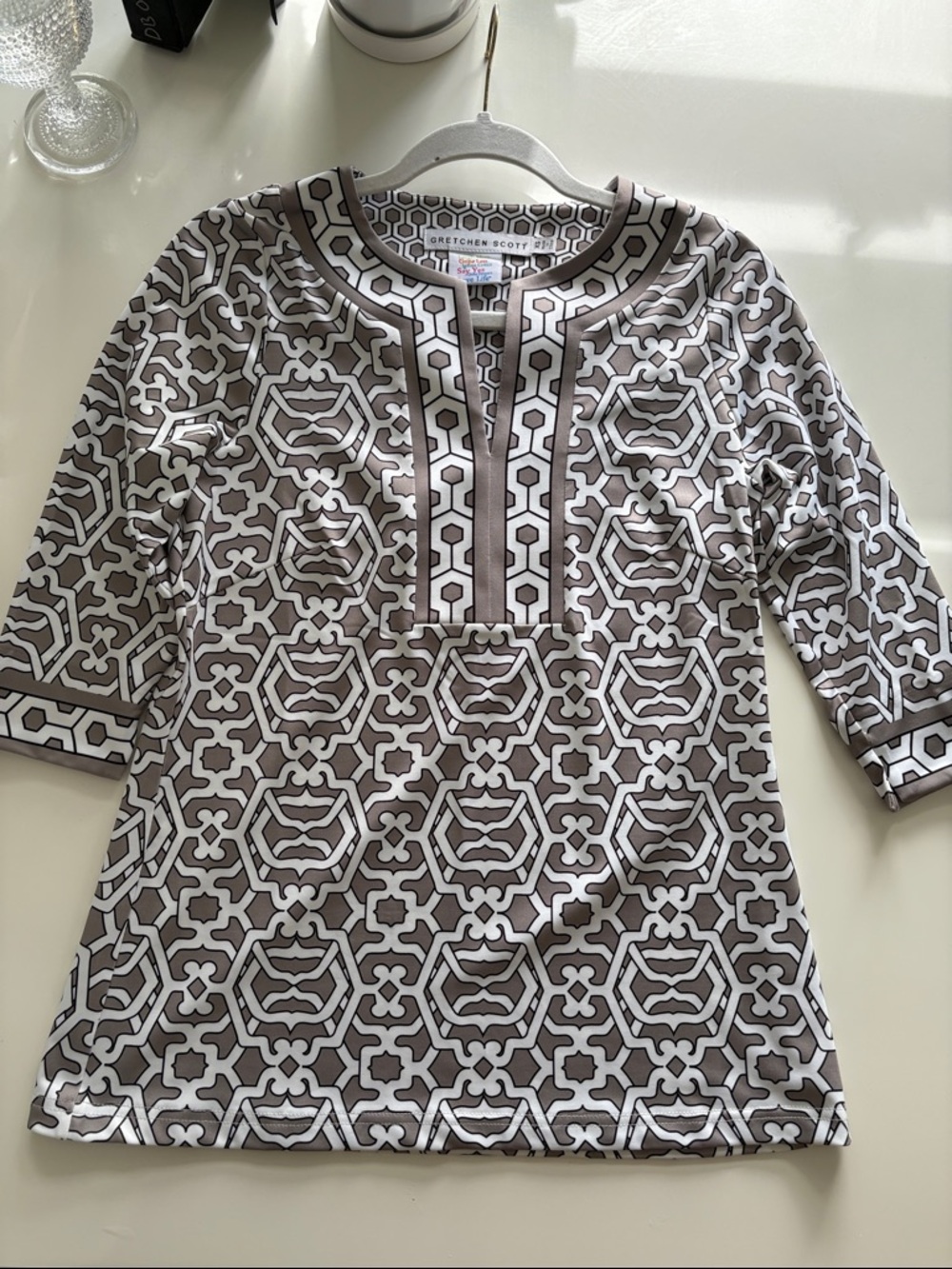 Gretchen Scott Gray & White Hexagon Print Top